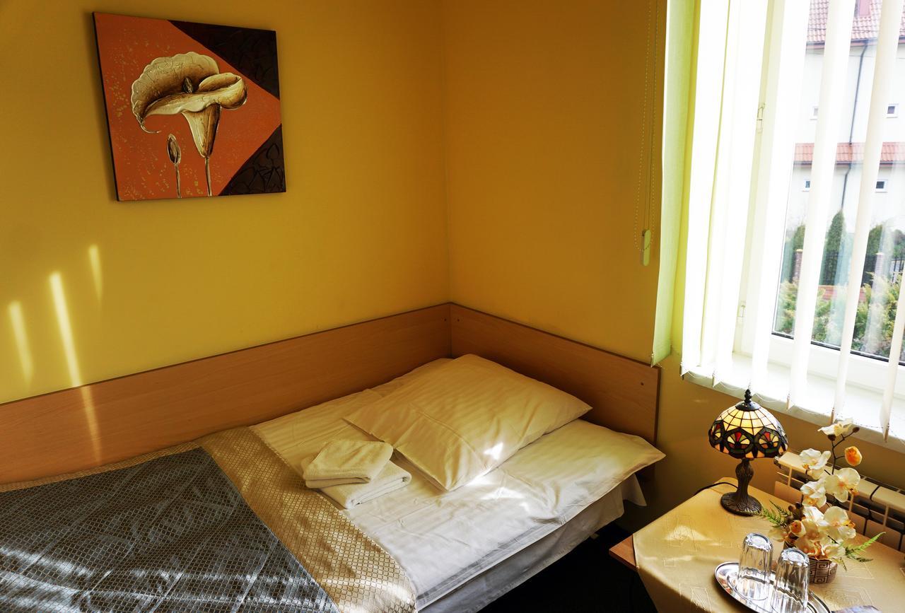 Hotel Pod Szczesliwa Gwiazda à Cekanowo Extérieur photo