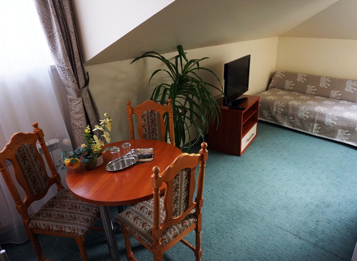 Hotel Pod Szczesliwa Gwiazda à Cekanowo Extérieur photo