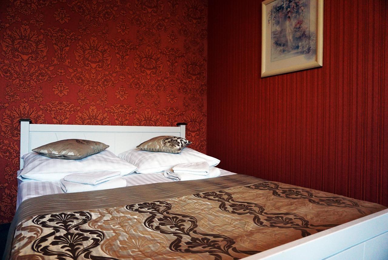 Hotel Pod Szczesliwa Gwiazda à Cekanowo Extérieur photo
